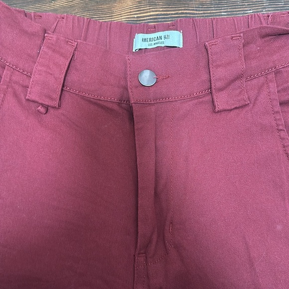 Maroon stretchy joggers - Picture 2 of 3